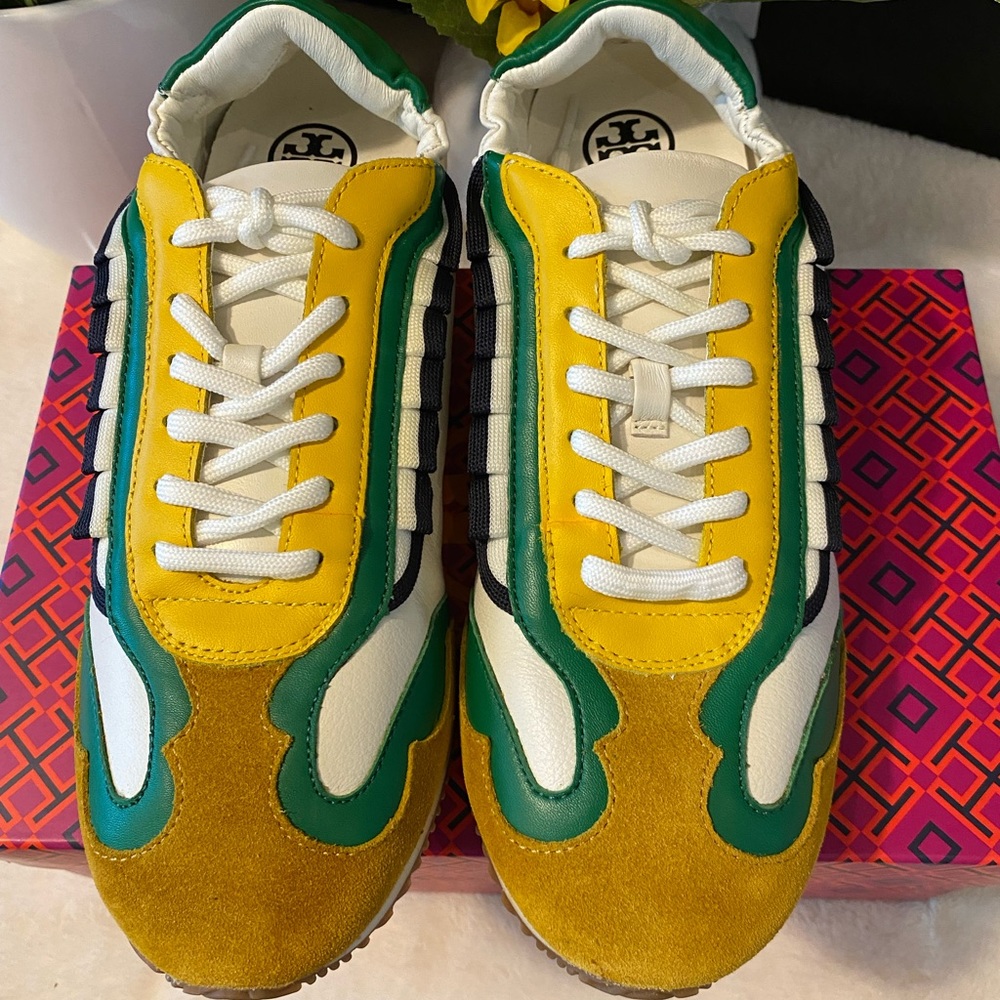 Tory Burch Sneaker